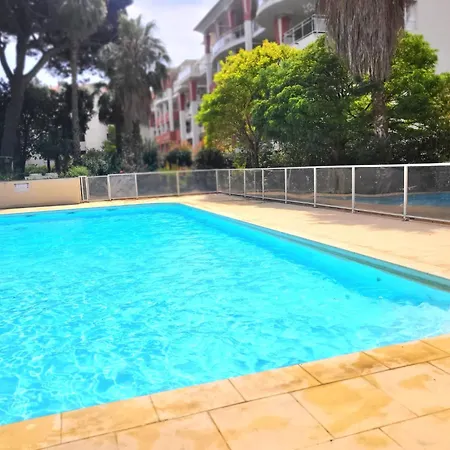 T3, Vue Mer,piscine, Garage Apartamento *