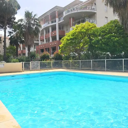 T3, Vue Mer,piscine, Garage Apartment Hyeres